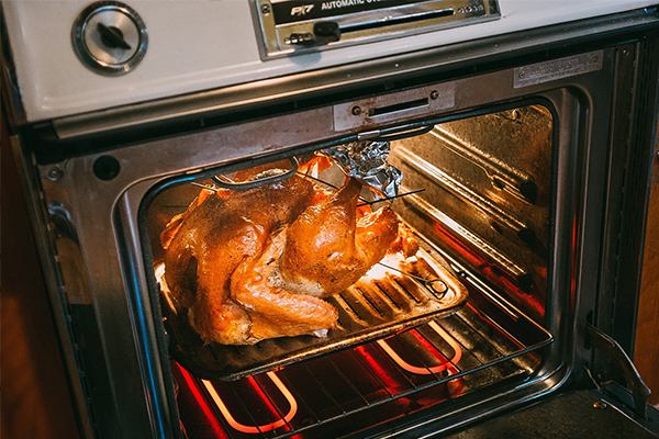 Forgot A Thanksgiving Roasting Rack? Use Aluminum Foil